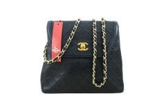 CHANEL Vintage Black Lambskin Chain Shoulder bag