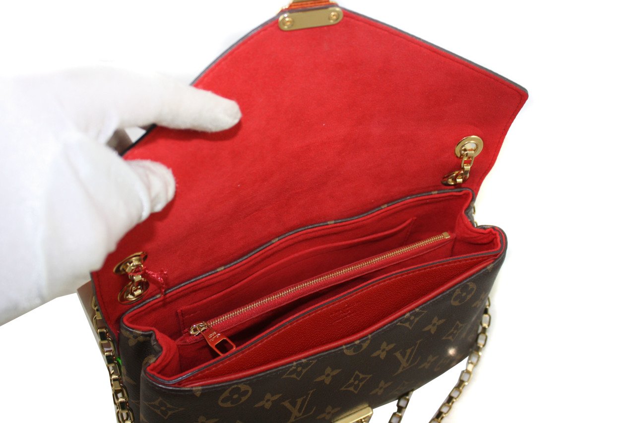 LOUIS VUITTON Pallas Chain Shoulder Bag