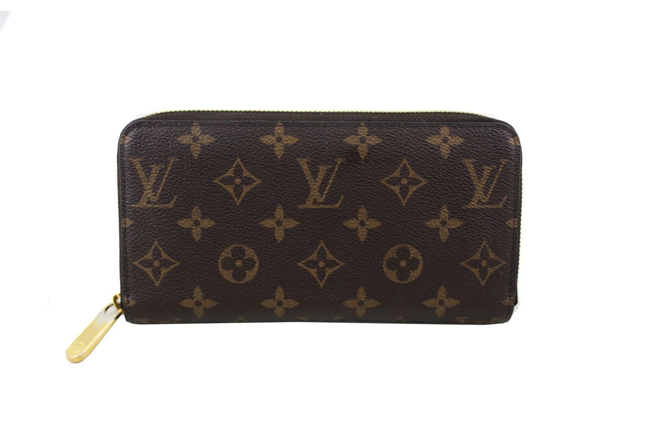 LOUIS VUITTON Monogram Canvas Zippy Wallet