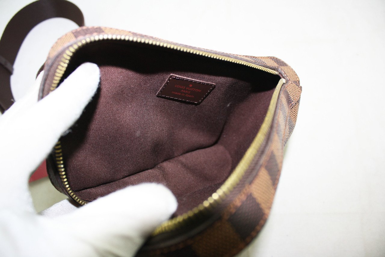 LOUIS VUITTON Damier Ebene Geronimos Messenger Bag
