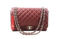 CHANEL Caviar Classic Maxi Jumbo Double Flap Bag