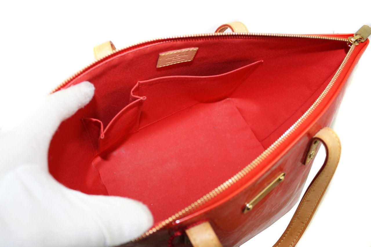 LOUIS VUITTON Monogram Vernis Bellevue PM
