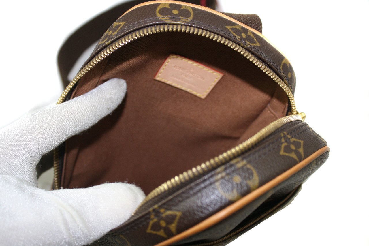 LOUIS VUITTON Monogram Gange Pochette