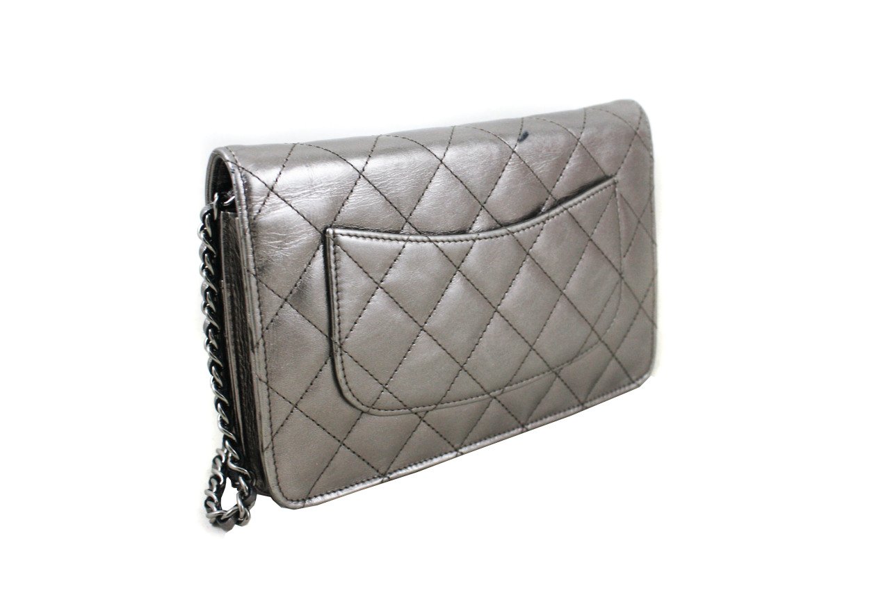 CHANEL Metallic Aged Calfskin Reissue Wallet On Chain