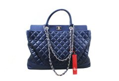 CHANEL Navy Blue Quilted Be CC Tote