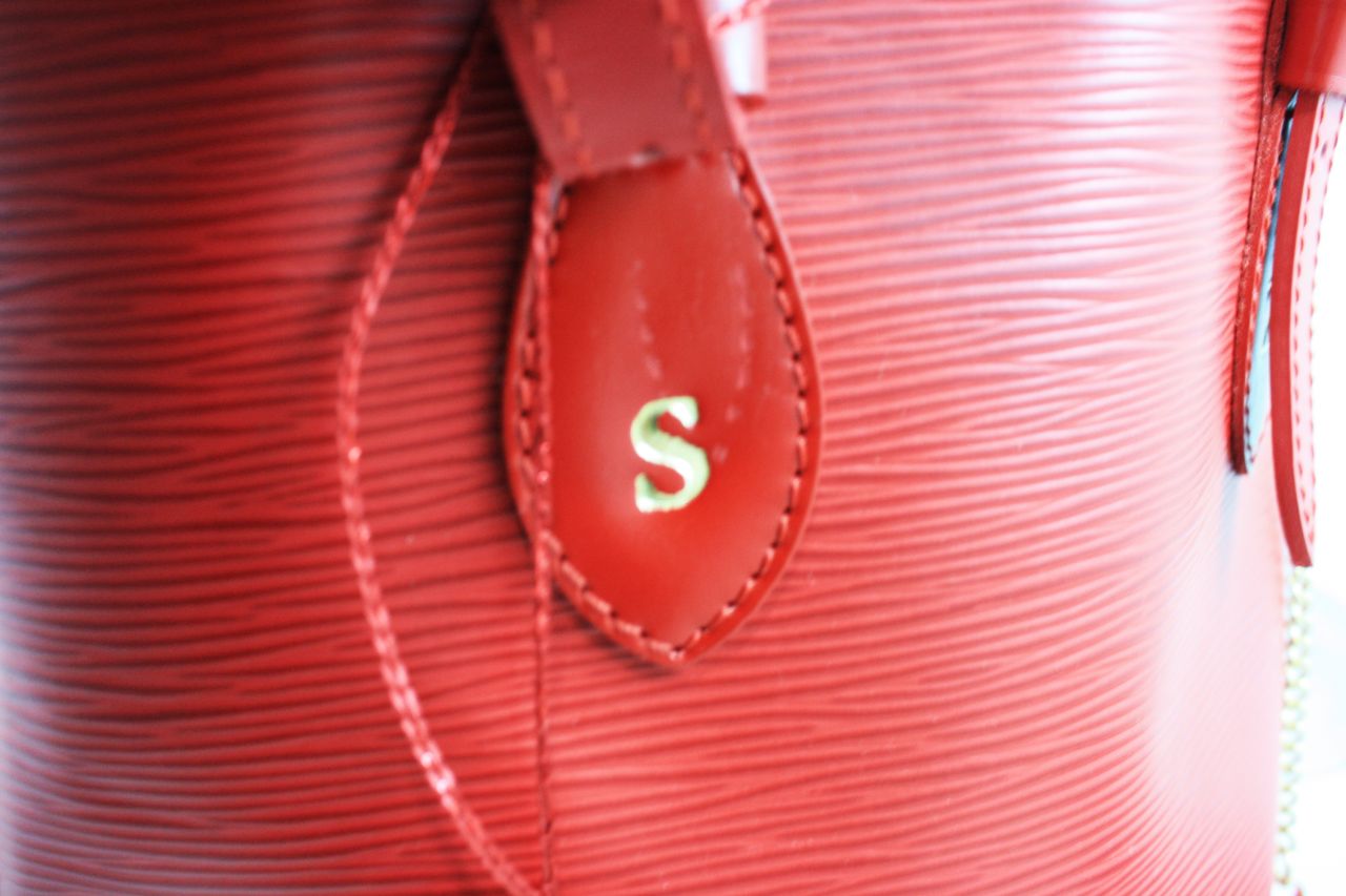 LOUIS VUITTON Red Epi Leather Bucket PM