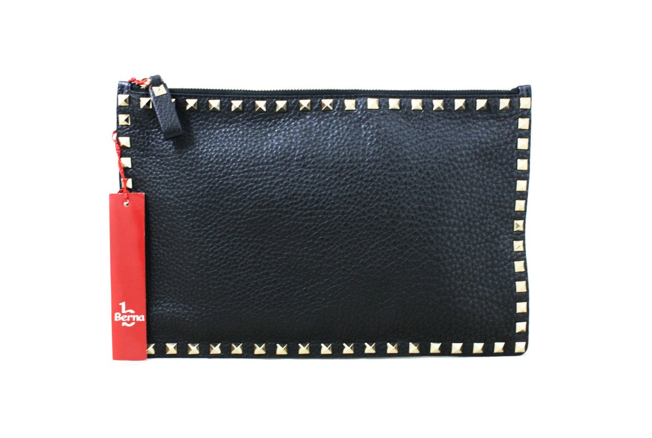 VALENTINO Garavani Black Rockstud Clutch