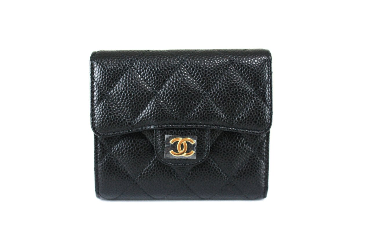 CHANEL Classic Caviar CC Small Wallet