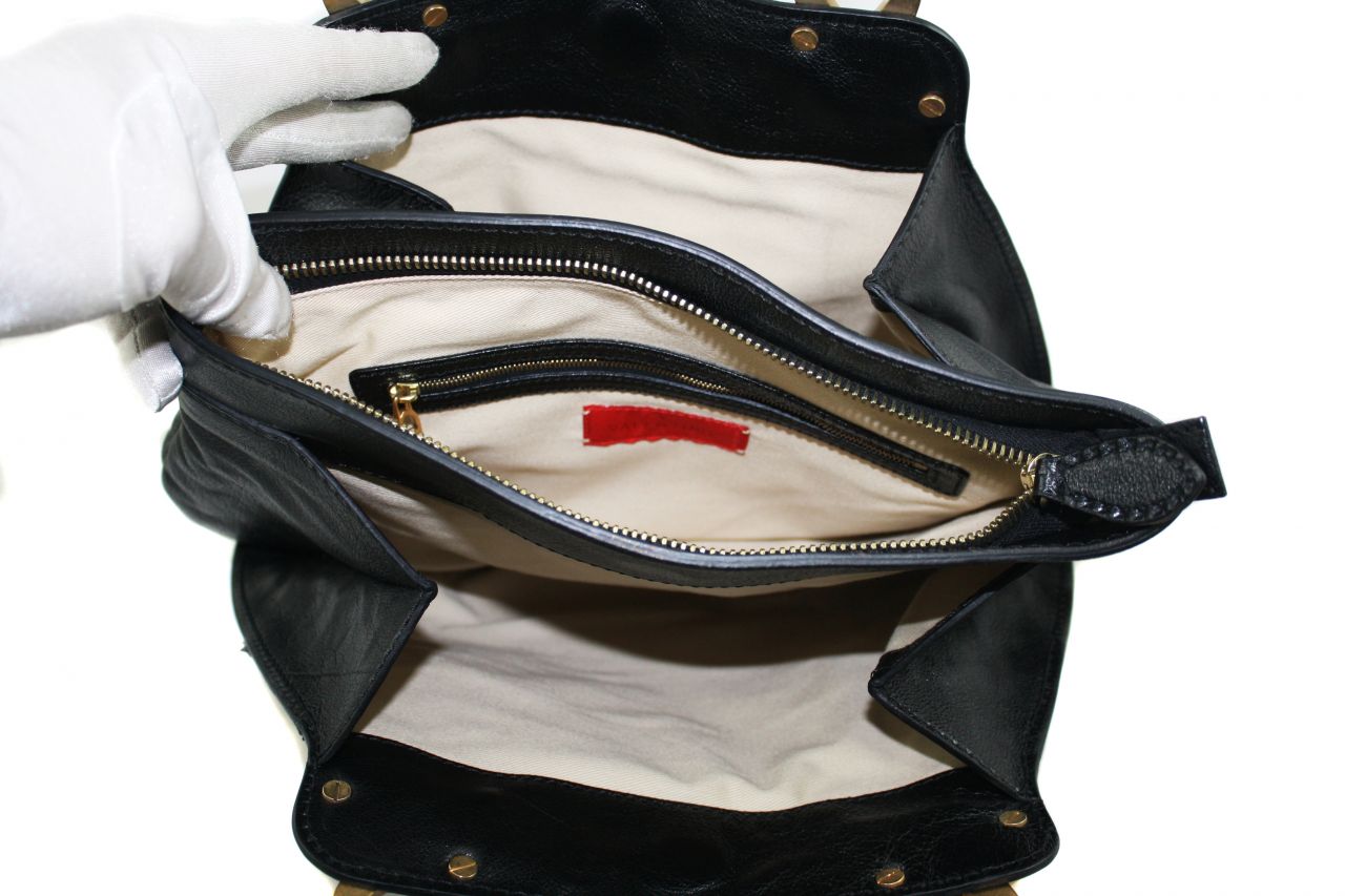 VALENTINO Garavani Black Leather Rose Shoulder Bag