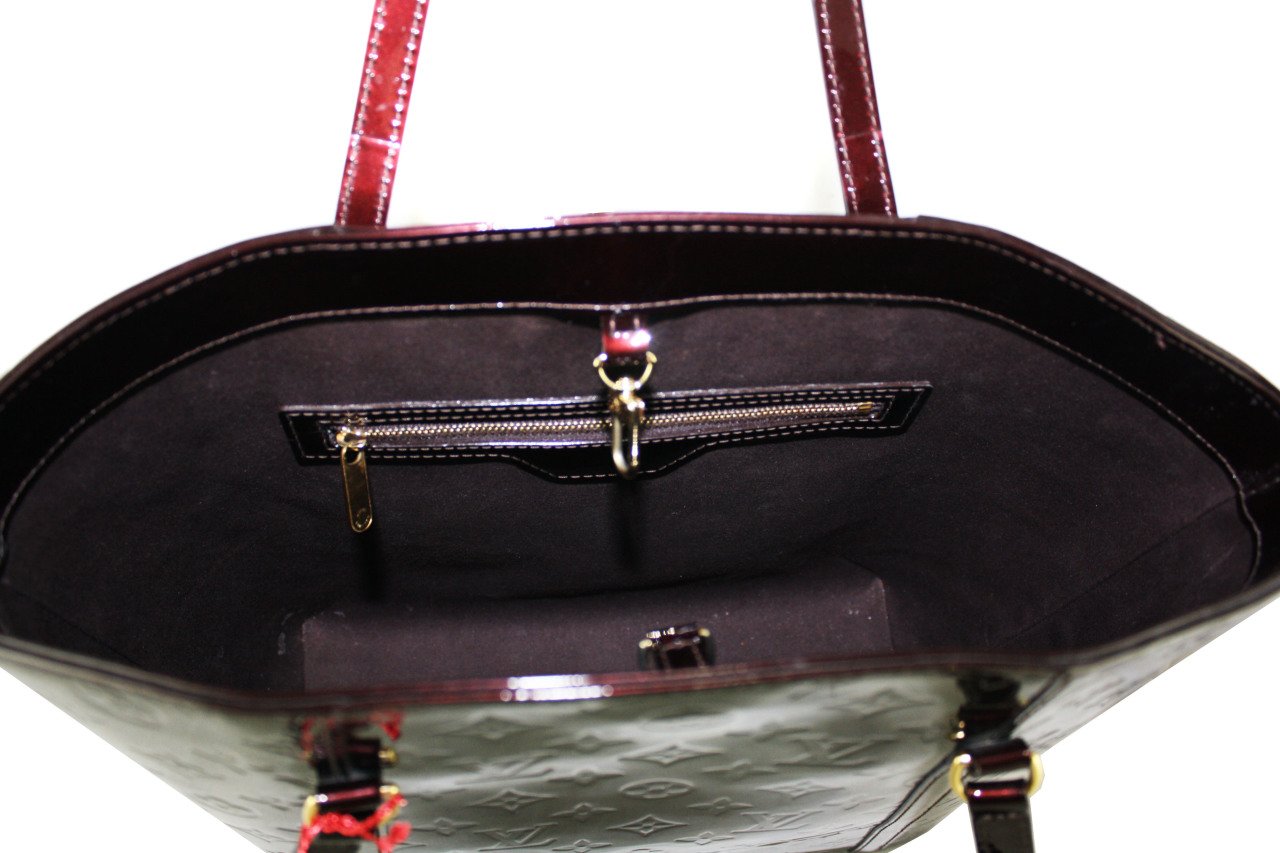 LOUIS VUITTON Amarante Monogram Vernis Avalon GM Bag