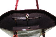 LOUIS VUITTON Amarante Monogram Vernis Avalon GM Bag