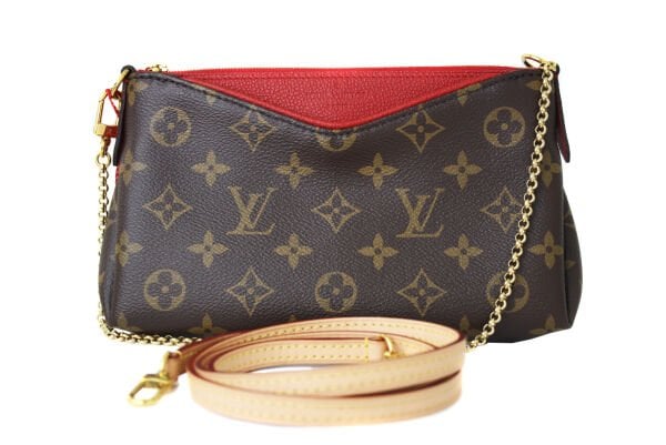 LOUIS VUITTON Monogram Pallas Clutch