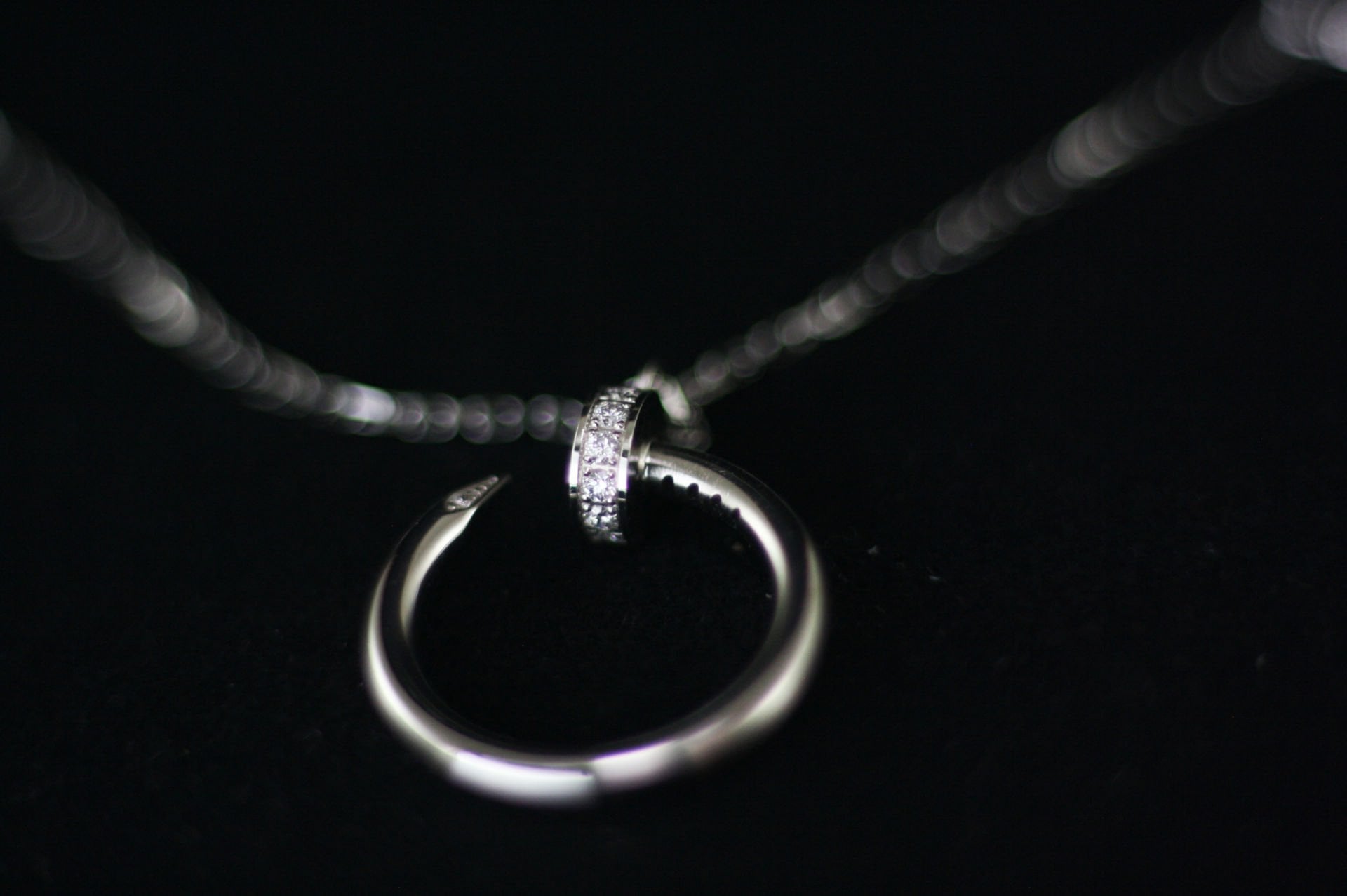 CARTIER Juste Un Clou Pendant Diamonds Necklace