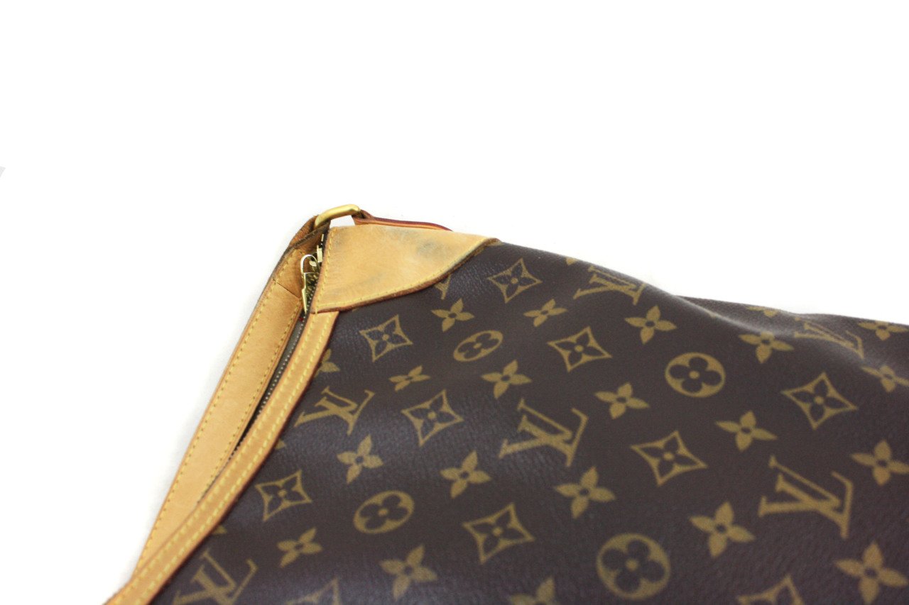 LOUIS VUITTON Monogram Canvas Odeon MM Messenger